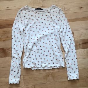 cute trendy floral top lettuce trim